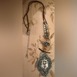 Elegant Silver and Black Pendant Necklace